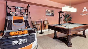 Spielezimmer