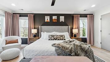 6 bedrooms, desk, iron/ironing board, free WiFi