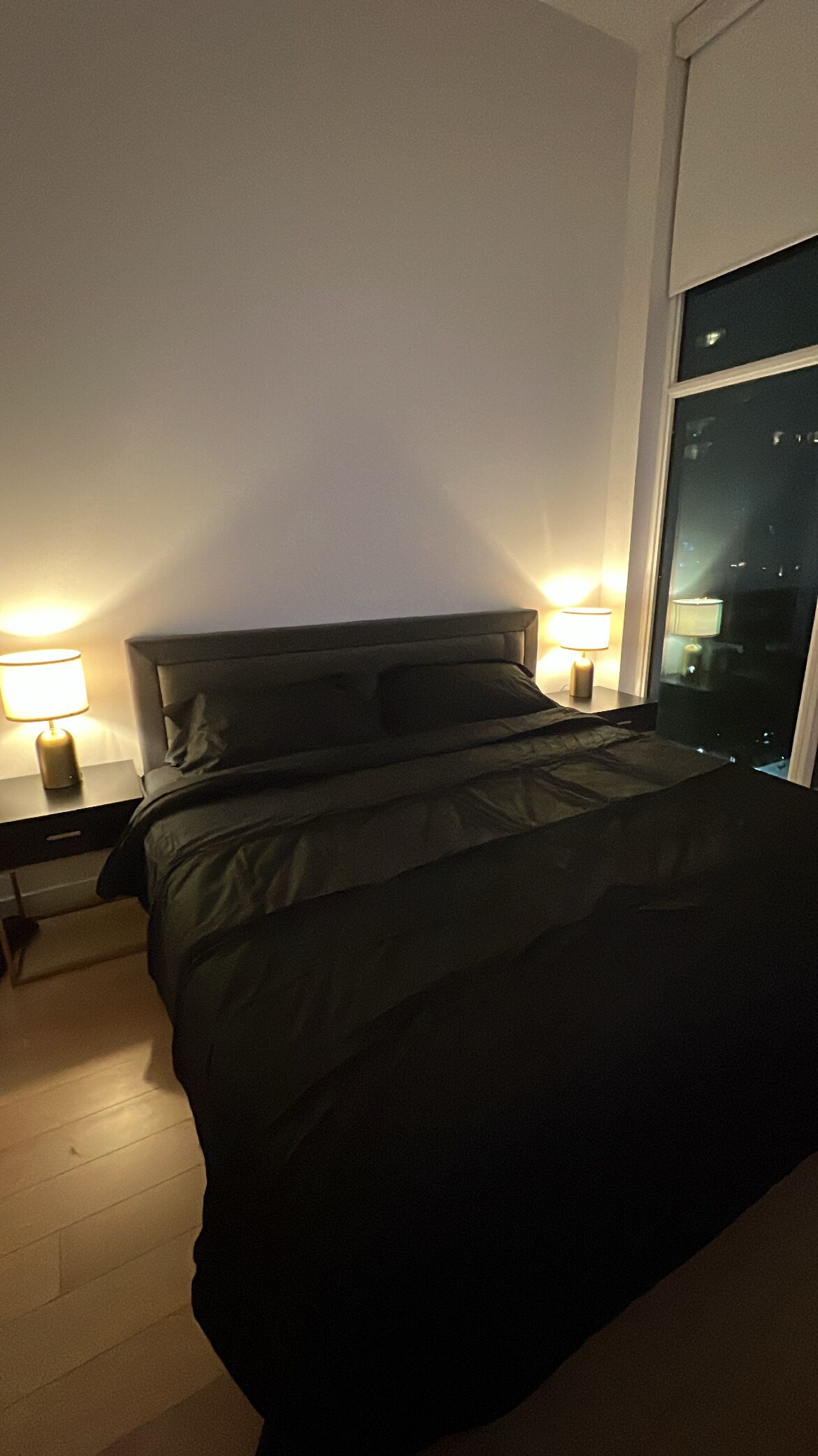 WiFi, bed sheets