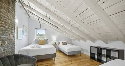 Huge Retreat| Rooftop Deck| Stay At Findlay Market