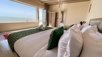 Comfort Double Room | Egyptian cotton sheets, premium bedding, memory foam beds