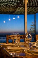 Se sirven desayunos, almuerzos, cenas y cocina marroquí