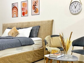 1 chambre, bureau, fer et planche à repasser, Wi-Fi