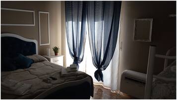 Classic Room, Multiple Beds, Private Bathroom, Valley View | Living area | Computer monitors, printers