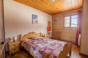 2 Schlafzimmer, Bügeleisen/Bügelbrett, Reisekinderbett