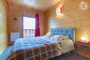 3 soverom, strykejern/-brett, reiseseng for barn og wi-fi (inkludert)