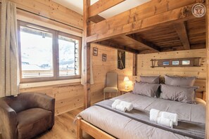 4 bedrooms, iron/ironing board, travel cot, free WiFi - Chalet Canvolan - LE Karibou (TIGNES)