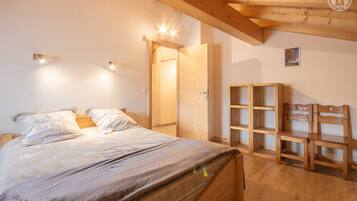 5 chambres, fer et planche Ă repasser, lit parapluie, draps fournis