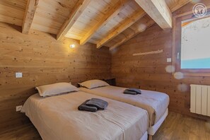 5 Schlafzimmer, Bügeleisen/Bügelbrett, Reisekinderbett, kostenloses WLAN