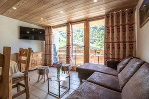 Télévision, chaîne hi-fi