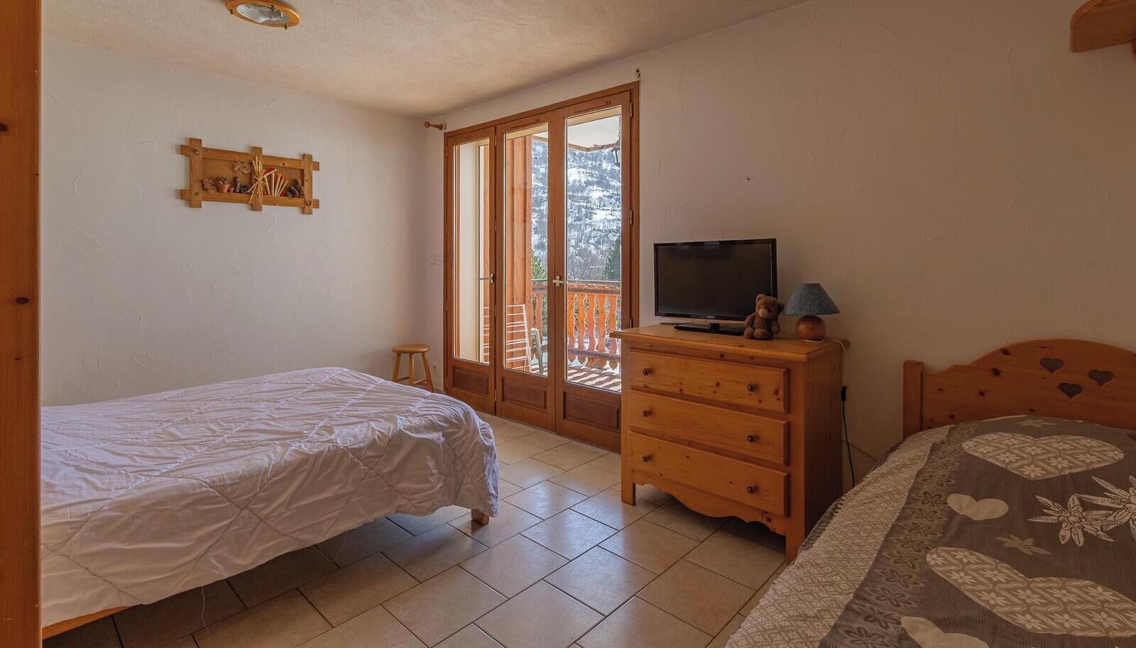 4 chambres, fer et planche à repasser, lit parapluie, Wi-Fi gratuit