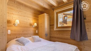 5 soverom, strykejern/-brett, reiseseng for barn og wi-fi (inkludert)