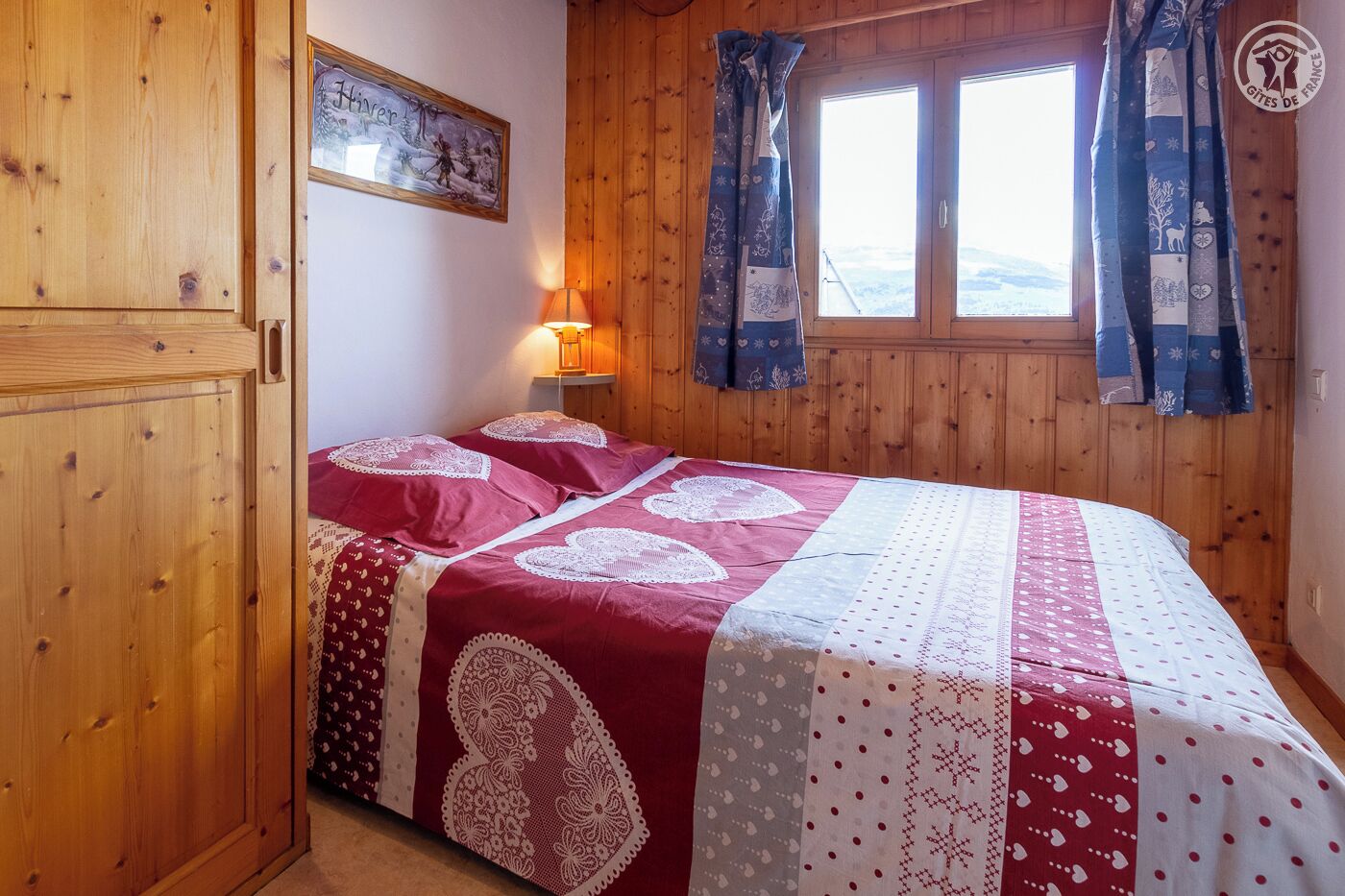 3 chambres, fer et planche à repasser, lit parapluie, Wi-Fi gratuit