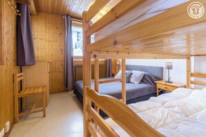 3 sovrum, strykjärn/strykbräda, resesäng och gratis wi-fi