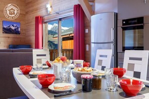 تناول الطعام