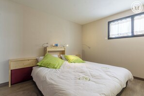 3 Schlafzimmer, Bügeleisen/Bügelbrett, Reisekinderbett, kostenloses WLAN