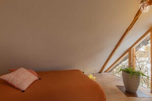 Iron/ironing board, travel cot, free WiFi, bed sheets - UN Loft A LA Campagne (SAINT JEAN D'ARVEY)