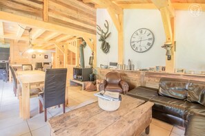 Smart TV, DVD player - Chalet Evasion - Hauteluce-les-saisies (HAUTELUCE LES SAISIES)