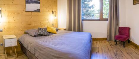 1 soverom, strykejern/-brett, reiseseng for barn og wi-fi (inkludert)