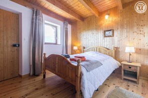 4 Schlafzimmer, Bügeleisen/Bügelbrett, Reisekinderbett, kostenloses WLAN