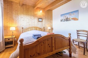 4 Schlafzimmer, Bügeleisen/Bügelbrett, Reisekinderbett, kostenloses WLAN