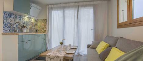 Televisio, DVD-soitin, stereot