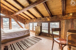 3 chambres, fer et planche à repasser, Wi-Fi gratuit, draps fournis