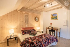 2 chambres, fer et planche à repasser, Wi-Fi gratuit