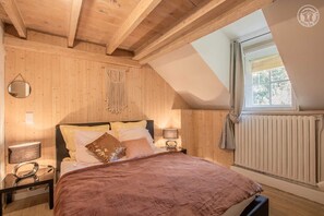 2 slaapkamers, een strijkplank/strijkijzer, gratis wifi