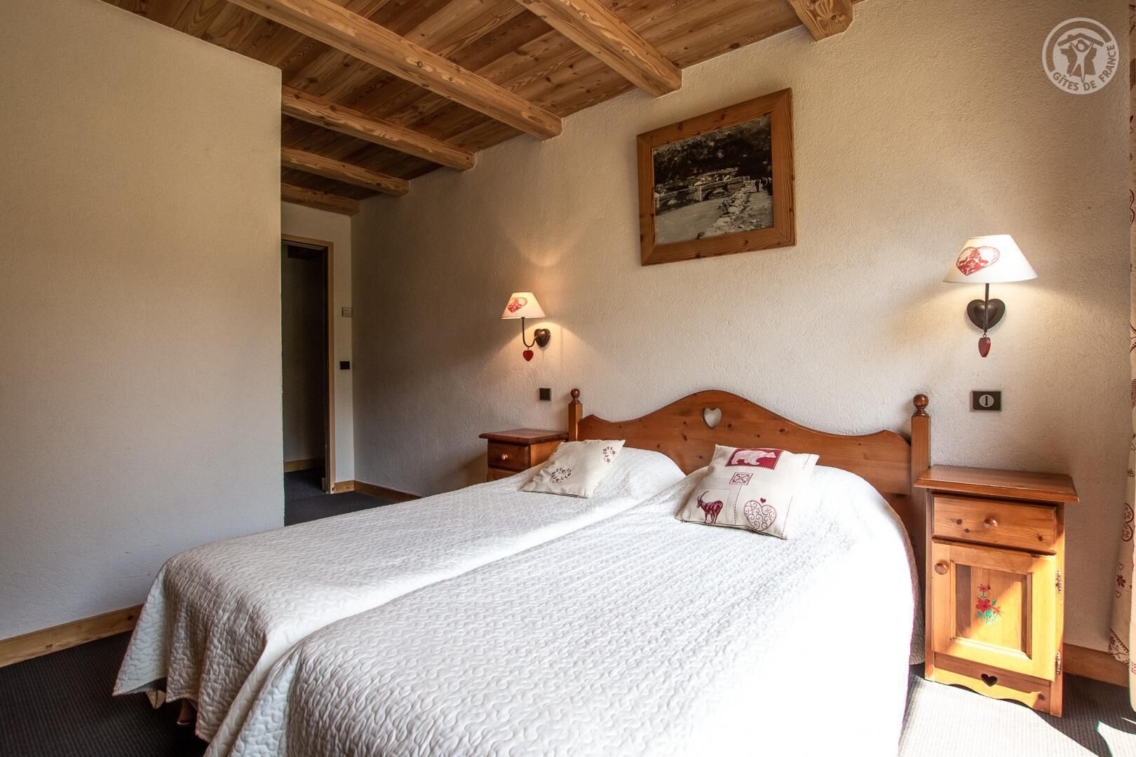 4 chambres, fer et planche à repasser, lit parapluie, Wi-Fi gratuit