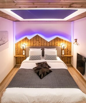 2 habitaciones, tabla de planchar con plancha y cuna de viaje 