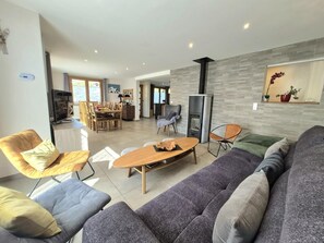 Smart TV, DVD player - Gite DES Ours - Aime LA Plagne (AIME LA PLAGNE)