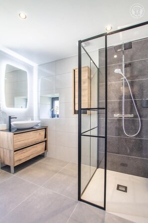 Dusche, Haartrockner