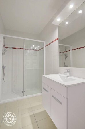 Dusche, Haartrockner