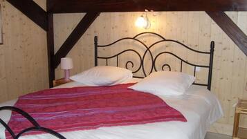 1 bedroom, iron/ironing board, travel crib, free WiFi