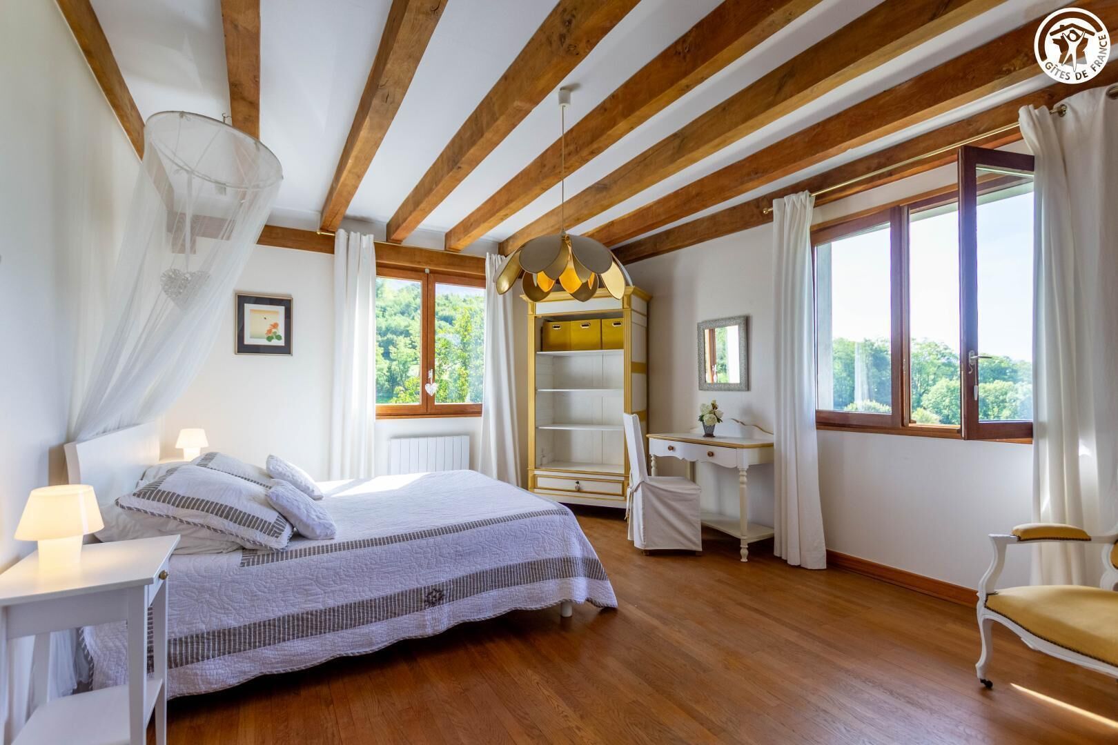 2 bedrooms, iron/ironing board, travel crib, free WiFi