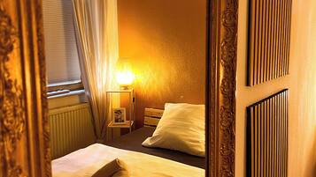 1 chambre, fer et planche Ă repasser, lit parapluie, Wi-Fi gratuit