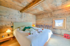 Chalet Familial, plusieurs chambres (Chalet Lidia Ski in-Ski out 50m) | 4 chambres, fer et planche Ă repasser, Wi-Fi gratuit, draps fournis