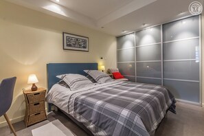 1 bedroom, iron/ironing board, travel cot, free WiFi