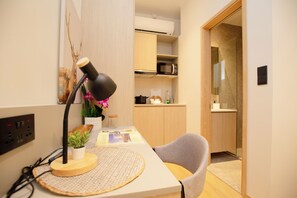 Coffres-forts dans les chambres, ameublement personnalisé, bureau