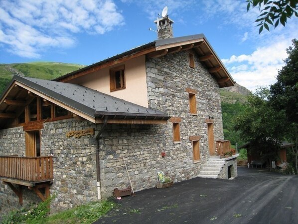 Exterior