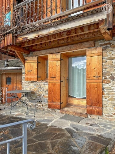 Gîte de Charme à 2km des Pistes de Bisanne 1500 Relié au Vaste Domaine Skiable de L'espace Diamant