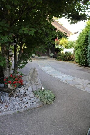 Property grounds - LA Varnache - Bonvillard (BONVILLARD)