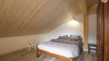 2 chambres, fer et planche Ă repasser, lit parapluie, Wi-Fi gratuit