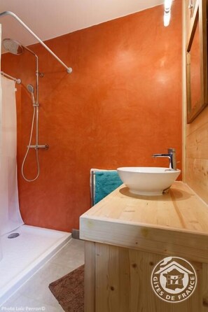 Badewanne, Haartrockner