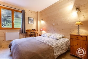 3 Schlafzimmer, Bügeleisen/Bügelbrett, Reisekinderbett, kostenloses WLAN