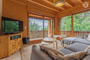 TV, DVD player, stereo - Chalet DU PRE AU Cerf (ALBIEZ LE JEUNE)