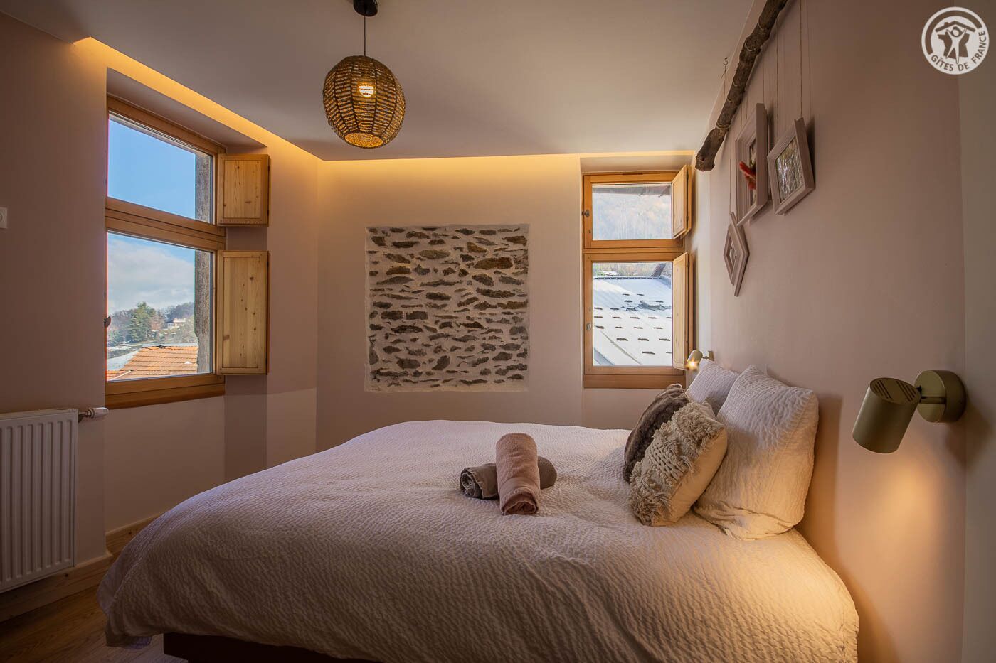 2 bedrooms, iron/ironing board, travel crib, free WiFi