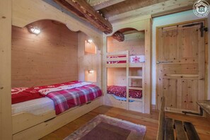 2 Schlafzimmer, Bügeleisen/Bügelbrett, Reisekinderbett, kostenloses WLAN