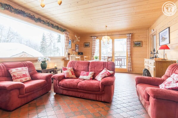 TV, DVD player, stereo